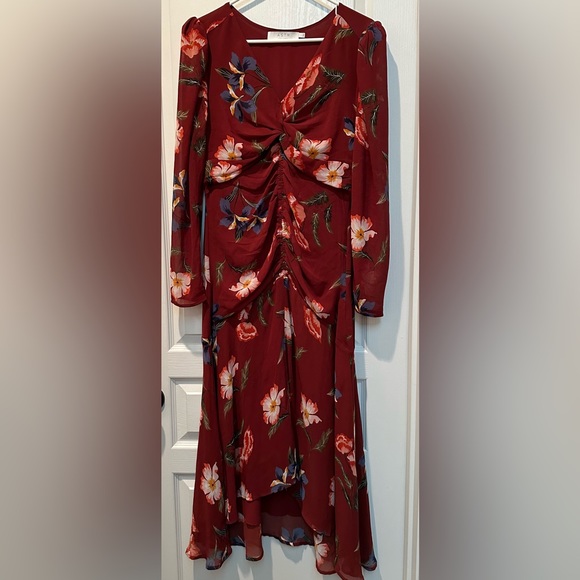 Astr the Label 3/4 Sleeve High-Low Ruched Front Floral Chiffon Midi Dress. - Picture 2 of 10